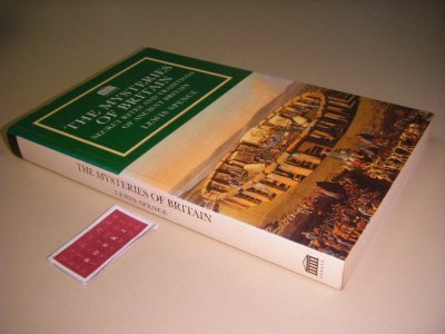 Boek met de titel: The Mysteries of Britain