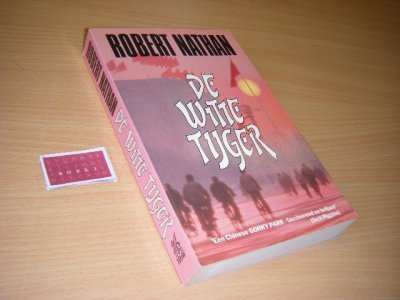Boek met de titel: De witte tijger
