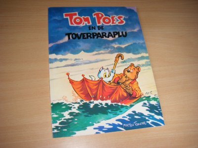 Boek met de titel: TOM POES en de Toverparaplu