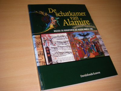 Tweedehands boek: De schatkamer van Alamire.  van auteur Alamire, Petrus ; Mariet Vriens - Paperback, voorin exlibris en exlibrisstempel, verder als nieuw. 