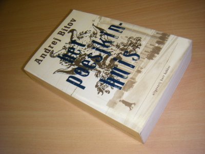 Boek met de titel: Het Poesjkinhuis