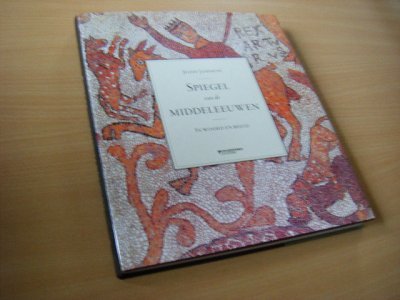 Boek met de titel: Spiegel van de middeleeuwen.