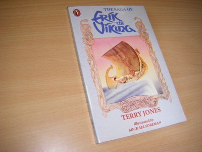 Tweedehands boek: The Saga of Erik the Viking van auteur Jones, Terry - Pocket, schutblad beschreven, klein knakje voorkant rechtsonder. Engelstalig.