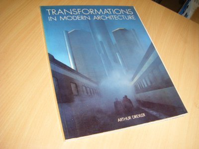 Tweedehands boek: Transformations in Modern Architecture van auteur Drexler, Arthur  - Paperback, 30 x 24cm. Engels. In goede staat. 