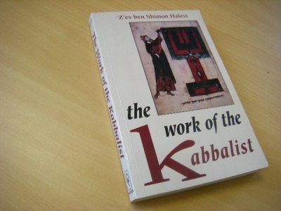 Tweedehands boek: The Work of the Kabbalist van auteur Halevi, Z'ev ben Shimon  - Engelstalig ! paperback, in goede staat. 