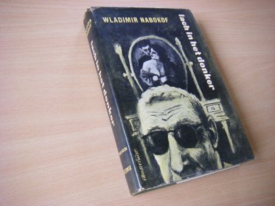 Boek met de titel: Lach in het donker