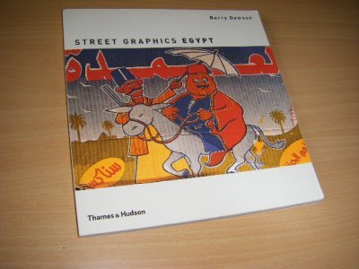 Boek met de titel: Street Graphics Egypt