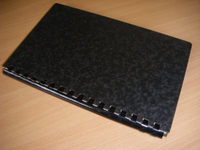 Tweedehands boek: Onze Nederlandse locomotieven in woord en beeld van auteur Waldorp - Ringband, in zeer goede staat. 