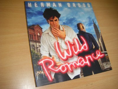 Boek met de titel: HERMAN BROOD WILD ROMANCE MUSICAL BOEK