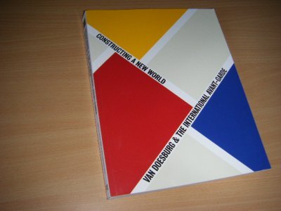 Boek met de titel: Van Doesburg and the International Avant-Garde