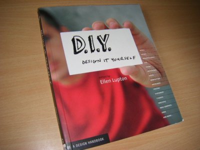 Boek met de titel: D.I.Y. Design It Yourself