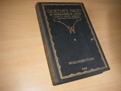 Tweedehands boek: Goethe's Faust in Nederlandsche verzen van auteur Goethe, J.W. von; C.S. Adema v. Scheltema, Nico van Suchtelen (vert.) - Gebonden exemplaar, 2e herziene en eerste druk in 1 band. Rugtitel begint vaag te worden. Rest in zeer goede staat. 