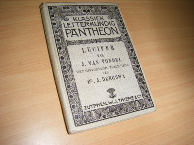 Boek met de titel: Lucifer