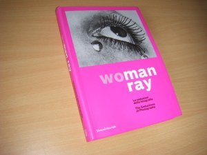 Boek met de titel: Man Ray. Woman