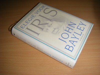 Boek met de titel: Elegie voor Iris
