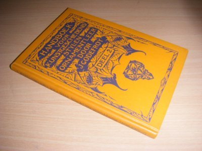 Tweedehands boek: Handboek voor kunstgeschiedenis stijl- en ornamentleer deel II van auteur Godefroy, J. - Gebonden boekje, in zeer goede staat