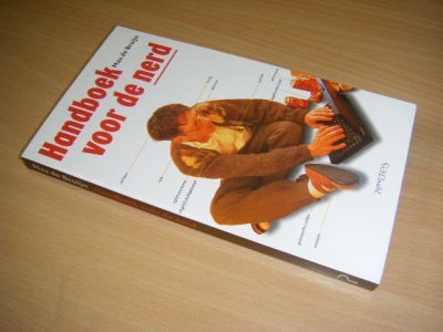 Tweedehands boek: Handboek voor de nerd van auteur Max de Bruijn - Paperback, in nieuwstaat