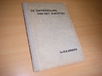 Boek met de titel: De ontwikkeling van het vliegtuig