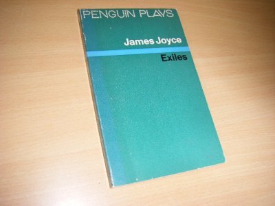 Boek met de titel: Exiles