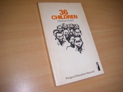 Tweedehands boek: 36 Children van auteur Herbert R. Kohl - Engelstalige pocket, naam voorin, in goede staat. Geillustreerd. 