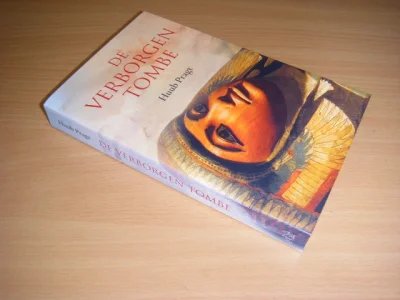 Tweedehands boek: De verborgen tombe van auteur Pragt,  Hubertus Johannes  - Paperback, in zeer goede staat