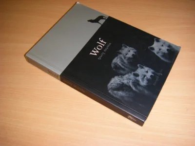 Boek met de titel: Wolf