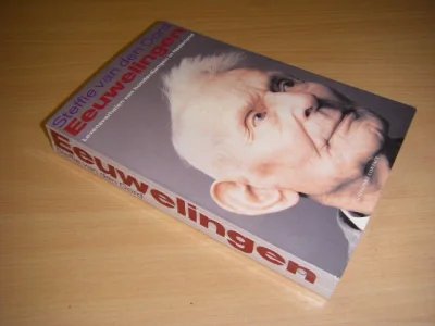 Tweedehands boek: Eeuwelingen van auteur Steffie van den Oord - Paperback, zesde druk, in goede staat