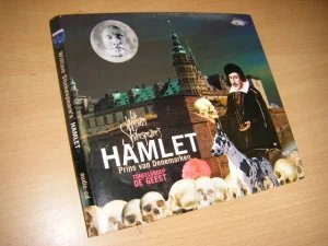 Boek met de titel: HAMLET Prins van Denemarken