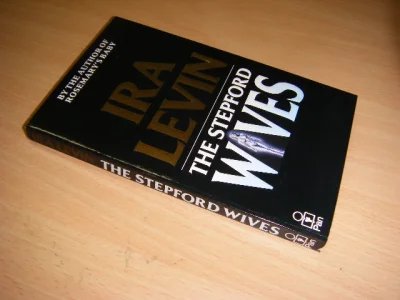 Boek met de titel: The Stepford Wives