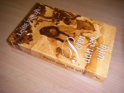 Boek met de titel: Peren aan een wilg