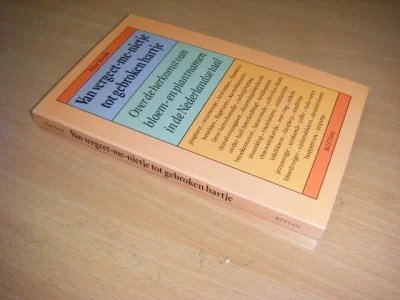 Boek met de titel: Van vergeet-me-nietje tot gebroken hartje