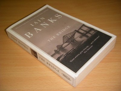 Boek met de titel: The Bridge