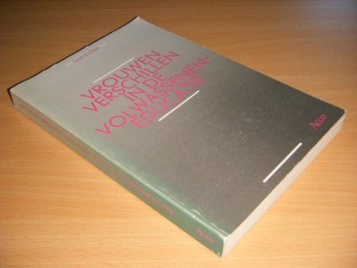 Boek met de titel: Vrouwen verschillen in de volwasseneneducatie