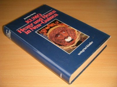 Tweedehands boek: Kumo van auteur Joachim Sterly - Gebonden met stofomslag, in goede staat.