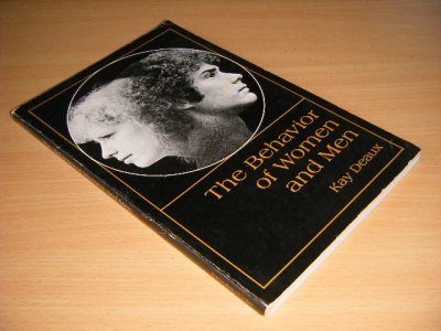 Boek met de titel: The behavior of women and men