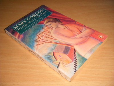 Boek met de titel: Temporary Shelter.