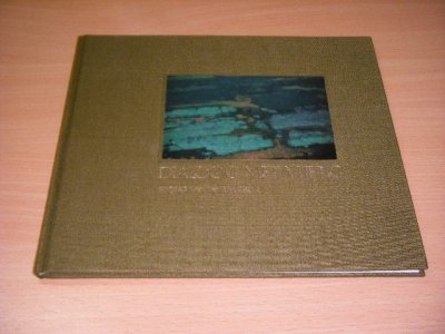 Tweedehands boek: Dialoog met vijftig van auteur Jan J.M. Greve - Gebonden, in goede staat. Geillustreerd.