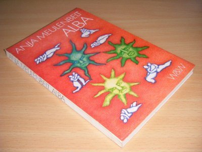 Tweedehands boek: Alba [ZWEEDSTALIGE EDITIE] van auteur Anja Meulenbelt - Paperback met flappen, in goede staat. Zweedstalig.