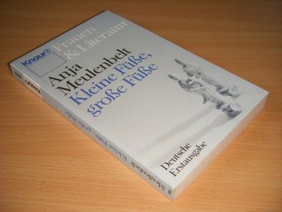 Tweedehands boek: Kleine Fusse, grosse Fusse van auteur Anja Meulenbelt - Paperback, in goede staat.