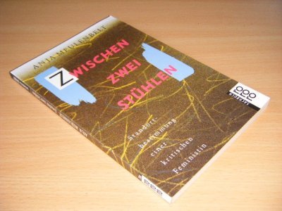 Boek met de titel: Zwischen zwei Stuhlen