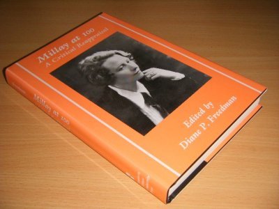 Boek met de titel: Millay at 100
