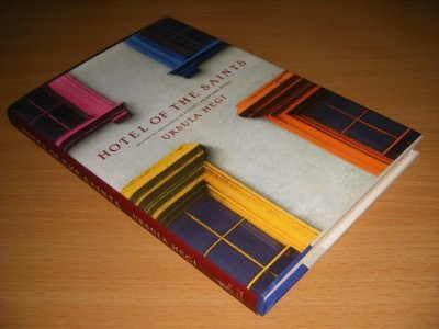 Boek met de titel: Hotel of the Saints