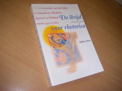 Tweedehands boek: De strijd voor rhetorica van auteur Nelleke Moser  - Paperback, iets verkleuring, verder in zeer goede staat 