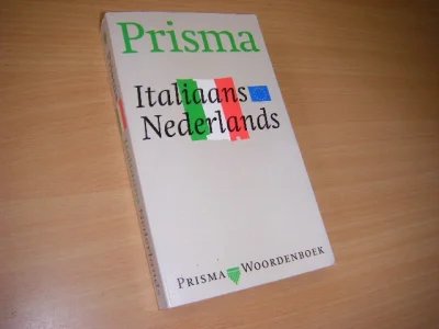 Tweedehands boek: Prisma Italiaans-Nederlands woordenboek van auteur Schram-Pighi, L. - Paperback, in vrijwel nieuwstaat