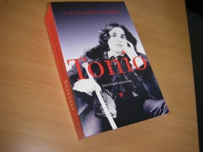 Boek met de titel: Tonio