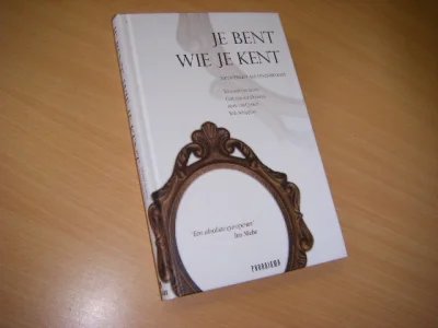 Boek met de titel: Je bent wie je kent