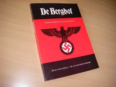 Boek met de titel: De Berghof