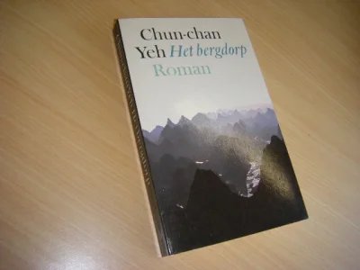 Boek met de titel: Het bergdorp