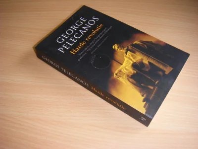 Boek met de titel: Harde revolutie