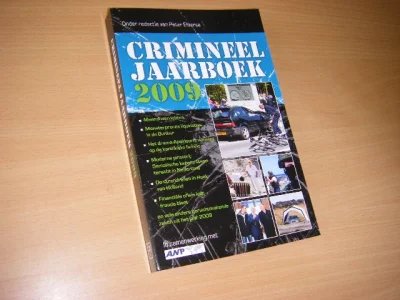 Tweedehands boek: Crimineel Jaarboek 2009 van auteur Peter Elberse - Paperback, in zeer goede staat